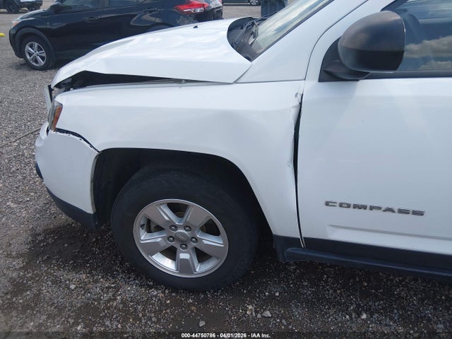 2015 Jeep Compass Sport მანქანა იყიდება აუქციონზე, vin: 1C4NJCBA0FD219066, აუქციონის ნომერი: 44750786