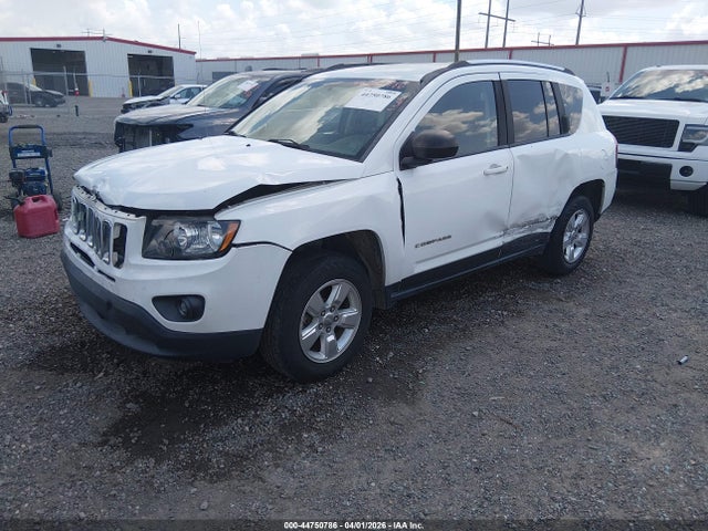 2015 Jeep Compass Sport მანქანა იყიდება აუქციონზე, vin: 1C4NJCBA0FD219066, აუქციონის ნომერი: 44750786