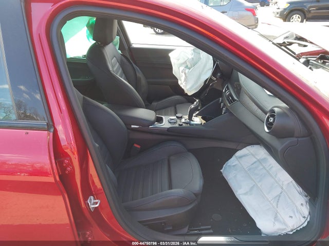 Продажа на аукционе авто 2024 Alfa Romeo Giulia Quadrifoglio Rwd, vin: ZARFAMEV9R7686813, номер лота: 44750796