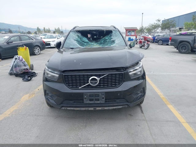 YV4162UMXM2488313 Volvo Xc40 T5 R-design