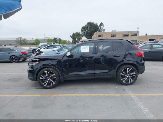 YV4162UMXM2488313 Volvo Xc40 T5 R-design