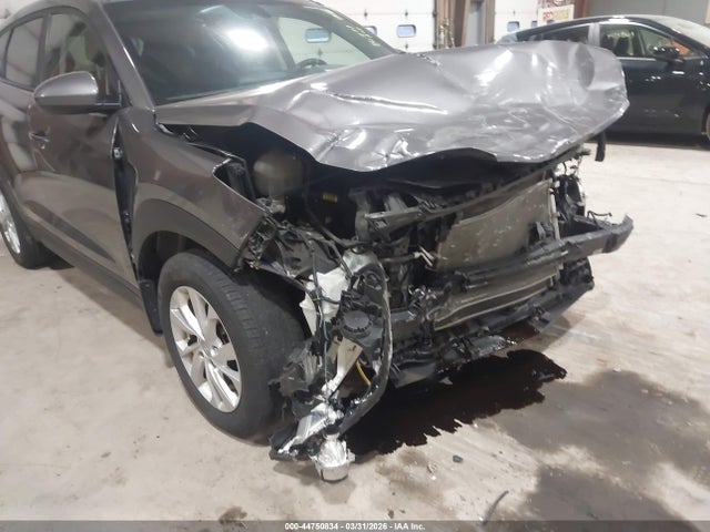 2020 Hyundai Tucson Se მანქანა იყიდება აუქციონზე, vin: KM8J2CA4XLU226010, აუქციონის ნომერი: 44750834