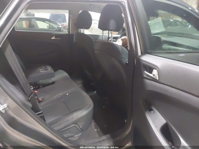 2020 Hyundai Tucson Se მანქანა იყიდება აუქციონზე, vin: KM8J2CA4XLU226010, აუქციონის ნომერი: 44750834