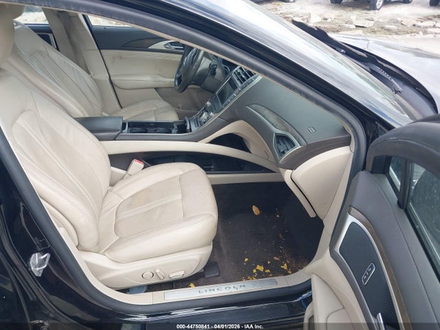 2017 LINCOLN MKZ 3LN6L5E90HR664764 Photo 4