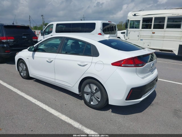 KMHC65LC2JU100914 Hyundai Ioniq Hybrid Blue