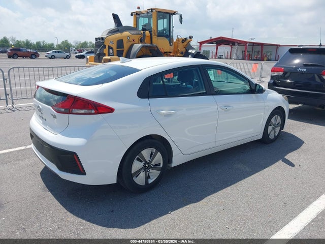 KMHC65LC2JU100914 Hyundai Ioniq Hybrid Blue