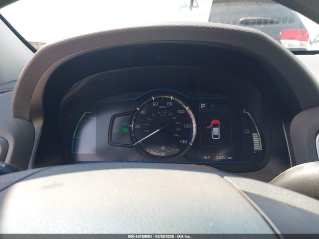 KMHC65LC2JU100914 Hyundai Ioniq Hybrid Blue