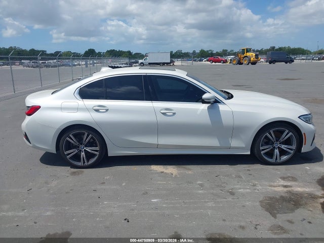 3MW5R1J0XM8B70701 BMW 330I
