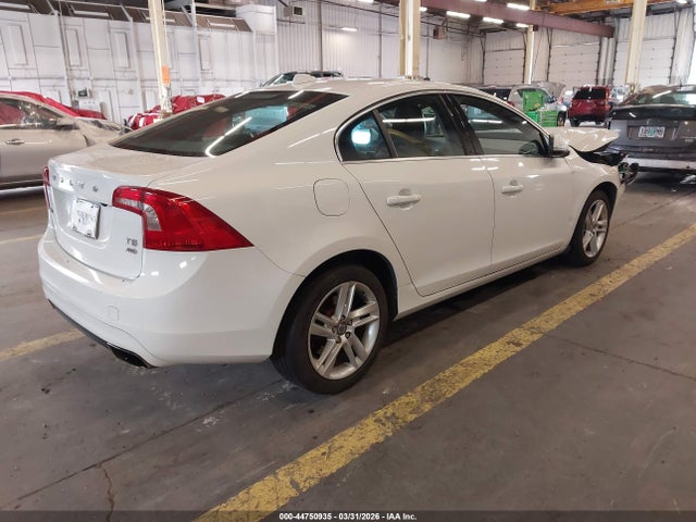 YV1612FH5E1296225 Volvo S60 T5