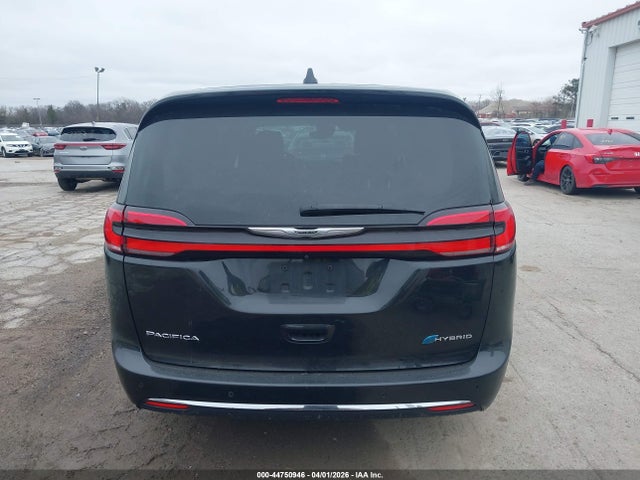 2022 Chrysler Pacifica Hybrid Touring L მანქანა იყიდება აუქციონზე, vin: 2C4RC1L79NR120180, აუქციონის ნომერი: 44750946