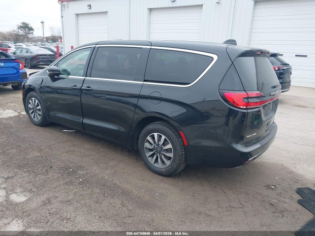 2022 Chrysler Pacifica Hybrid Touring L მანქანა იყიდება აუქციონზე, vin: 2C4RC1L79NR120180, აუქციონის ნომერი: 44750946