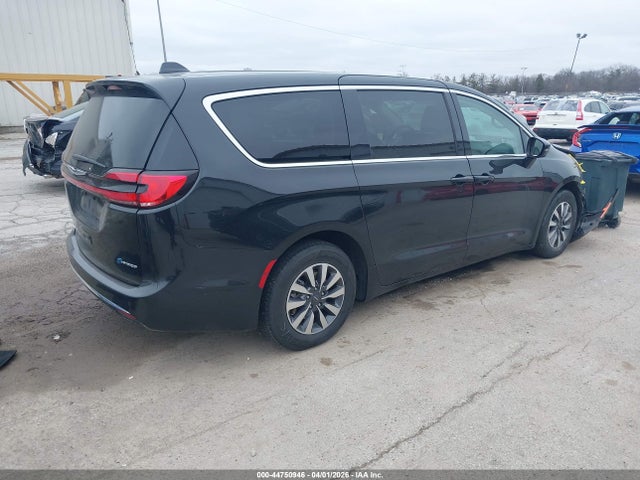 2022 Chrysler Pacifica Hybrid Touring L მანქანა იყიდება აუქციონზე, vin: 2C4RC1L79NR120180, აუქციონის ნომერი: 44750946
