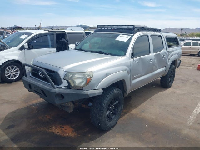 Toyota Tacoma Base V6 2014 5TFLU4EN3EX092927 Image 2