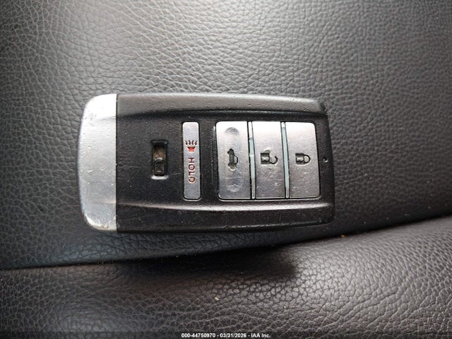 44750970 :رقم المزاد ، 19UDE2F34GA013016 vin ، 2016 Acura Ilx 2.4l/acurawatch Plus Package مزاد بيع