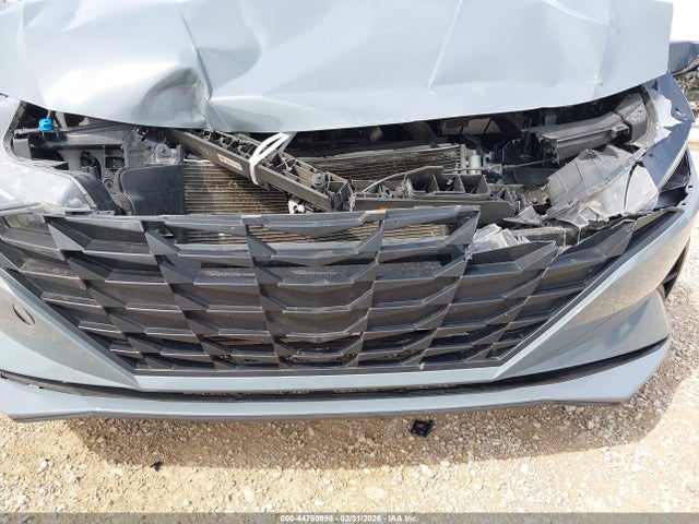 KMHLM4AG9NU289797 Hyundai ELANTRA SEL