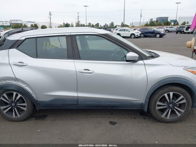Nissan Kicks Sv Xtronic Cvt 2020 3N1CP5CV0LL484517 Image 13