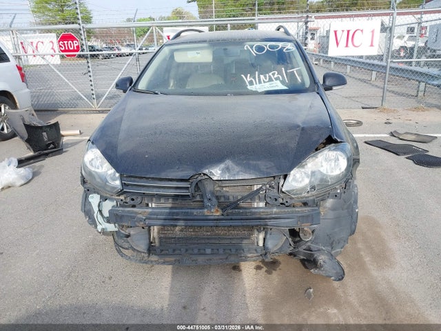 44751005 :رقم المزاد ، 3VWPL7AJ4BM711008 vin ، 2011 Volkswagen Jetta Sportwagen 2.0l Tdi مزاد بيع