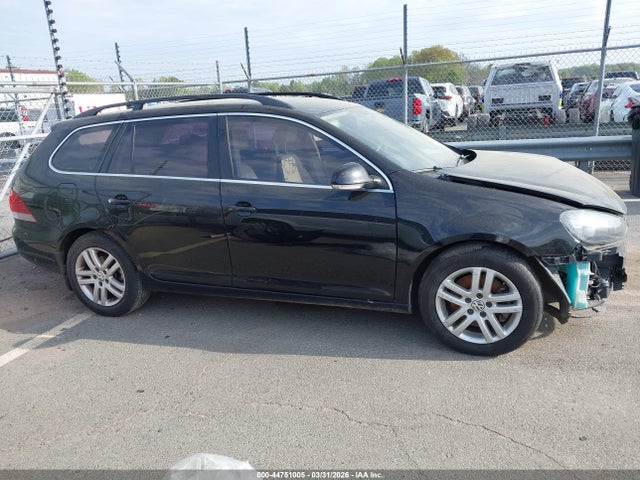 44751005 :رقم المزاد ، 3VWPL7AJ4BM711008 vin ، 2011 Volkswagen Jetta Sportwagen 2.0l Tdi مزاد بيع