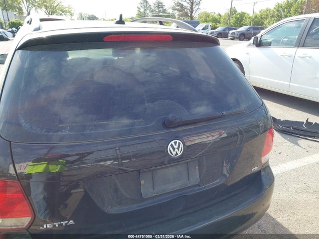 44751005 :رقم المزاد ، 3VWPL7AJ4BM711008 vin ، 2011 Volkswagen Jetta Sportwagen 2.0l Tdi مزاد بيع