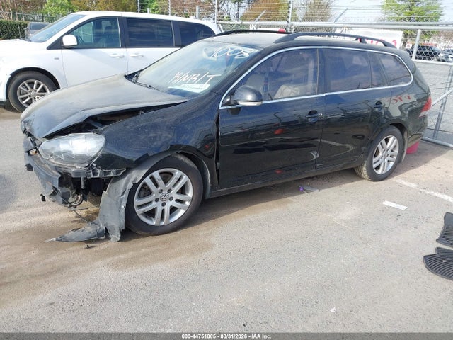 44751005 :رقم المزاد ، 3VWPL7AJ4BM711008 vin ، 2011 Volkswagen Jetta Sportwagen 2.0l Tdi مزاد بيع