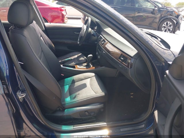 44751018 :رقم المزاد ، WBAPH7G56BNN06419 vin ، 2011 Bmw 328i مزاد بيع