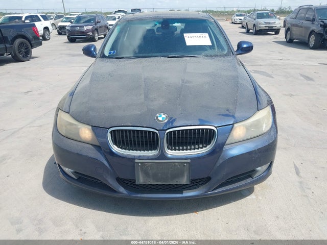 44751018 :رقم المزاد ، WBAPH7G56BNN06419 vin ، 2011 Bmw 328i مزاد بيع