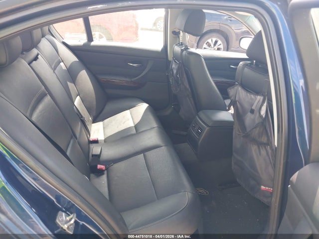 44751018 :رقم المزاد ، WBAPH7G56BNN06419 vin ، 2011 Bmw 328i مزاد بيع
