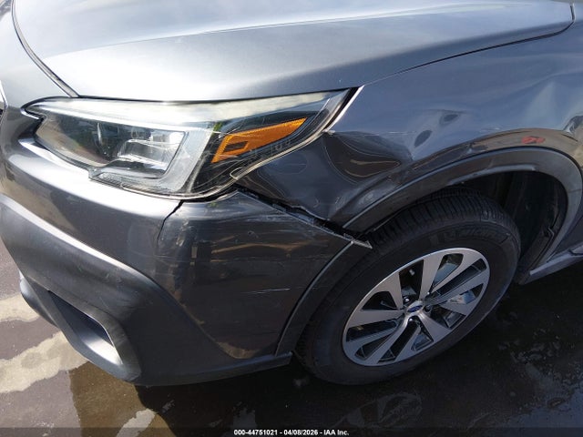 44751021 :رقم المزاد ، 4S4BTACC8L3179799 vin ، 2020 Subaru Outback Premium مزاد بيع