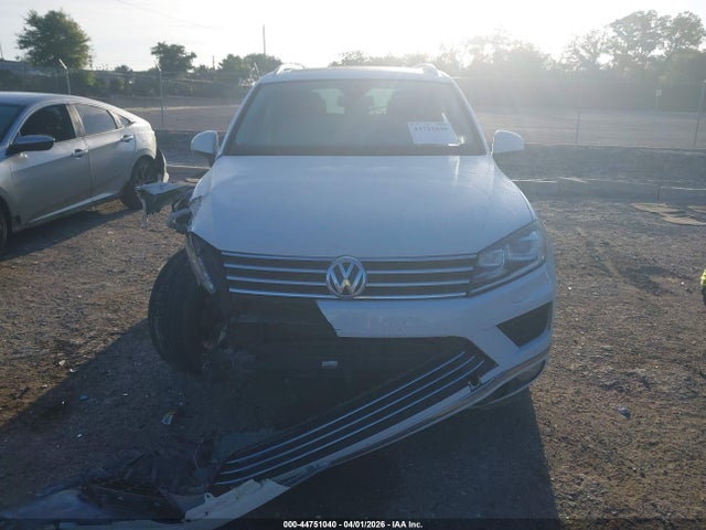 Продаж на аукціоні авто 2016 Volkswagen Touareg Vr6 Lux, vin: WVGEF9BP7GD010705, номер лоту: 44751040