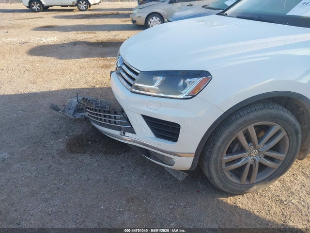 Продаж на аукціоні авто 2016 Volkswagen Touareg Vr6 Lux, vin: WVGEF9BP7GD010705, номер лоту: 44751040
