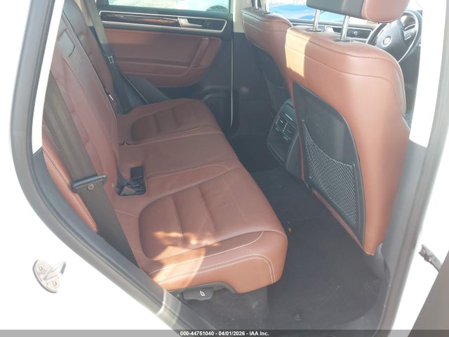 Продаж на аукціоні авто 2016 Volkswagen Touareg Vr6 Lux, vin: WVGEF9BP7GD010705, номер лоту: 44751040