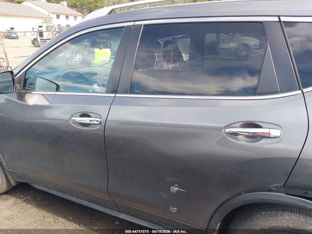 JN8AT2MV4HW277776 Nissan ROGUE SV