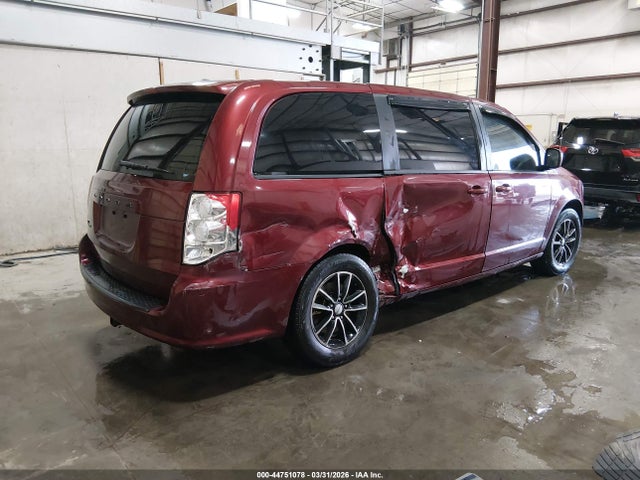 2C4RDGBG2JR161231 Dodge Grand Caravan Se Plus