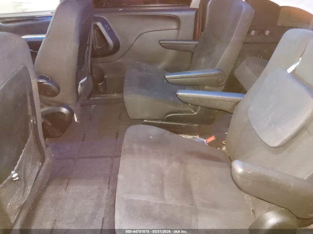 2C4RDGBG2JR161231 Dodge Grand Caravan Se Plus