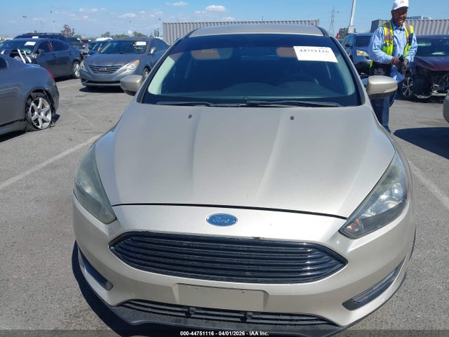 Ford FOCUS SE 2017 1FADP3FE1HL251840 Image 12