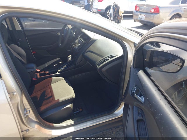 Ford FOCUS SE 2017 1FADP3FE1HL251840 Image 5