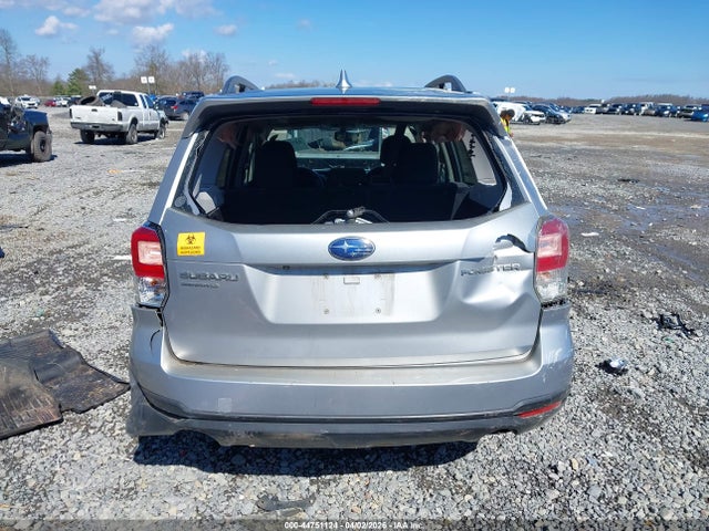 44751124 :رقم المزاد ، JF2SJAEC8JH596722 vin ، 2018 Subaru Forester 2.5i Premium مزاد بيع