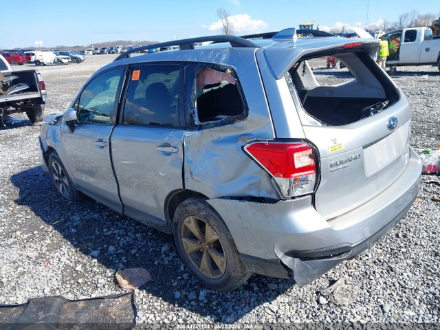 44751124 :رقم المزاد ، JF2SJAEC8JH596722 vin ، 2018 Subaru Forester 2.5i Premium مزاد بيع
