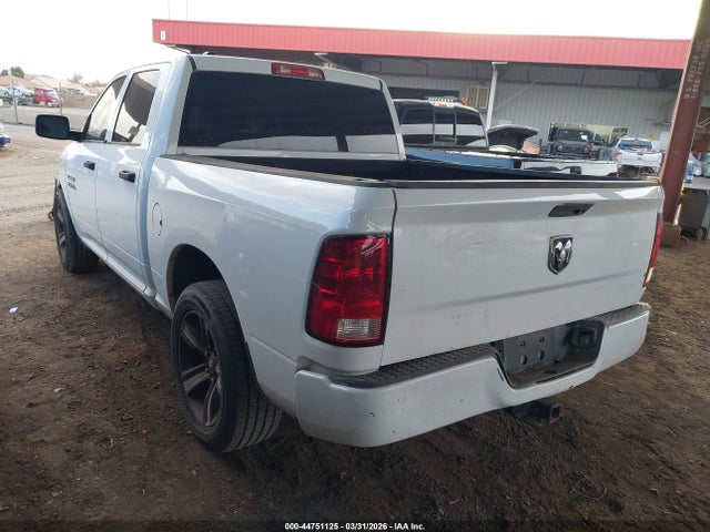 2015 RAM 1500 1C6RR6KG0FS501162 Photo 2