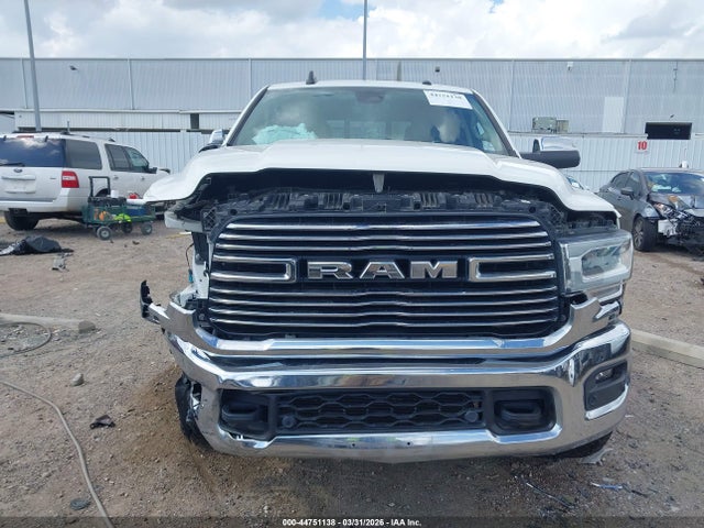 44751138 :رقم المزاد ، 3C6UR5FL7MG606975 vin ، 2021 Ram 2500 Laramie  4x4 6'4 Box مزاد بيع