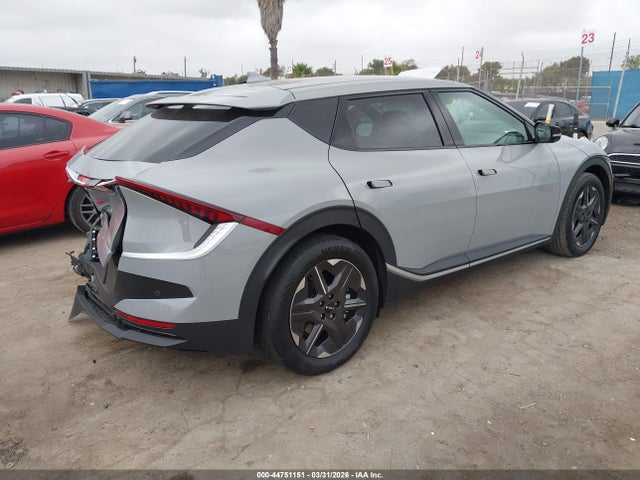 5XYC34JA8SG012543 KIA Ev6 Light Long Range