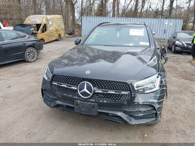 44751156 :رقم المزاد ، W1N0G8EB3LF865236 vin ، 2020 Mercedes-benz Glc 300 4matic مزاد بيع