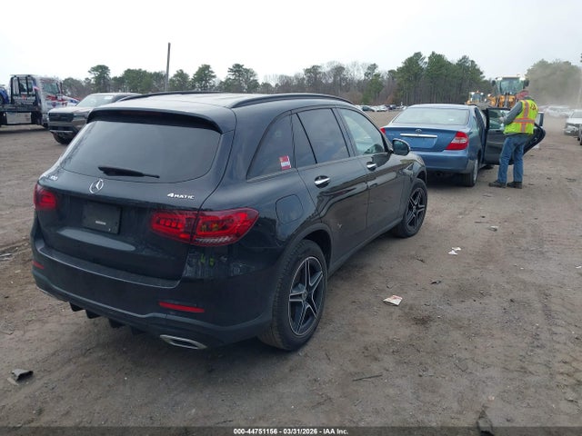 44751156 :رقم المزاد ، W1N0G8EB3LF865236 vin ، 2020 Mercedes-benz Glc 300 4matic مزاد بيع