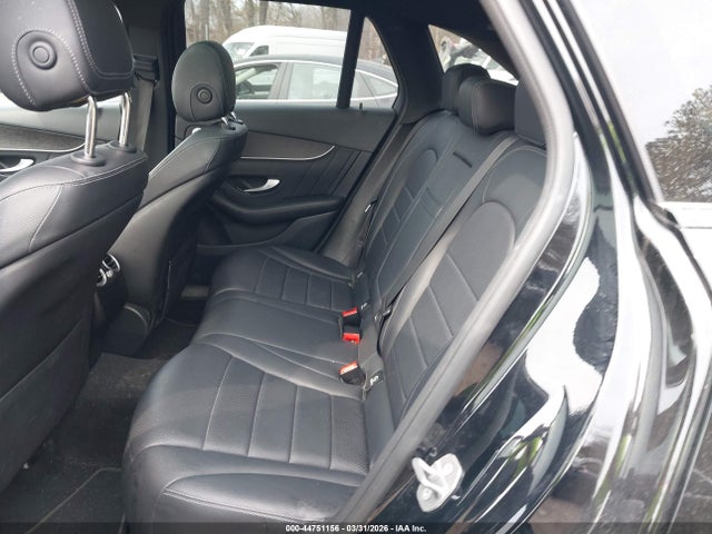 44751156 :رقم المزاد ، W1N0G8EB3LF865236 vin ، 2020 Mercedes-benz Glc 300 4matic مزاد بيع
