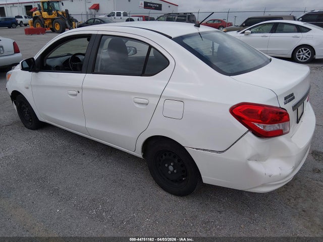 2017 MITSUBISHI MIRAGE G4 ML32F3FJ5HHF06774 Photo 2