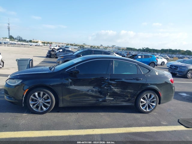Продаж на аукціоні авто 2015 Chrysler 200 S, vin: 1C3CCCBB2FN680083, номер лоту: 44751165
