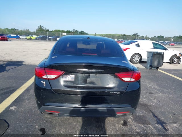 Продаж на аукціоні авто 2015 Chrysler 200 S, vin: 1C3CCCBB2FN680083, номер лоту: 44751165