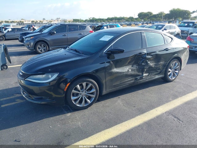 Продаж на аукціоні авто 2015 Chrysler 200 S, vin: 1C3CCCBB2FN680083, номер лоту: 44751165