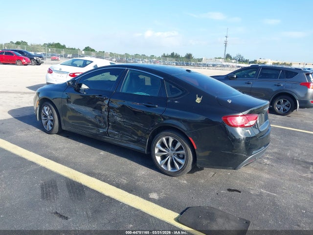 Продаж на аукціоні авто 2015 Chrysler 200 S, vin: 1C3CCCBB2FN680083, номер лоту: 44751165