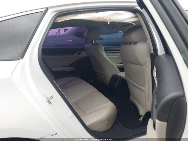 1HGCV2F93JA018005 Honda Accord Touring 2.0t
